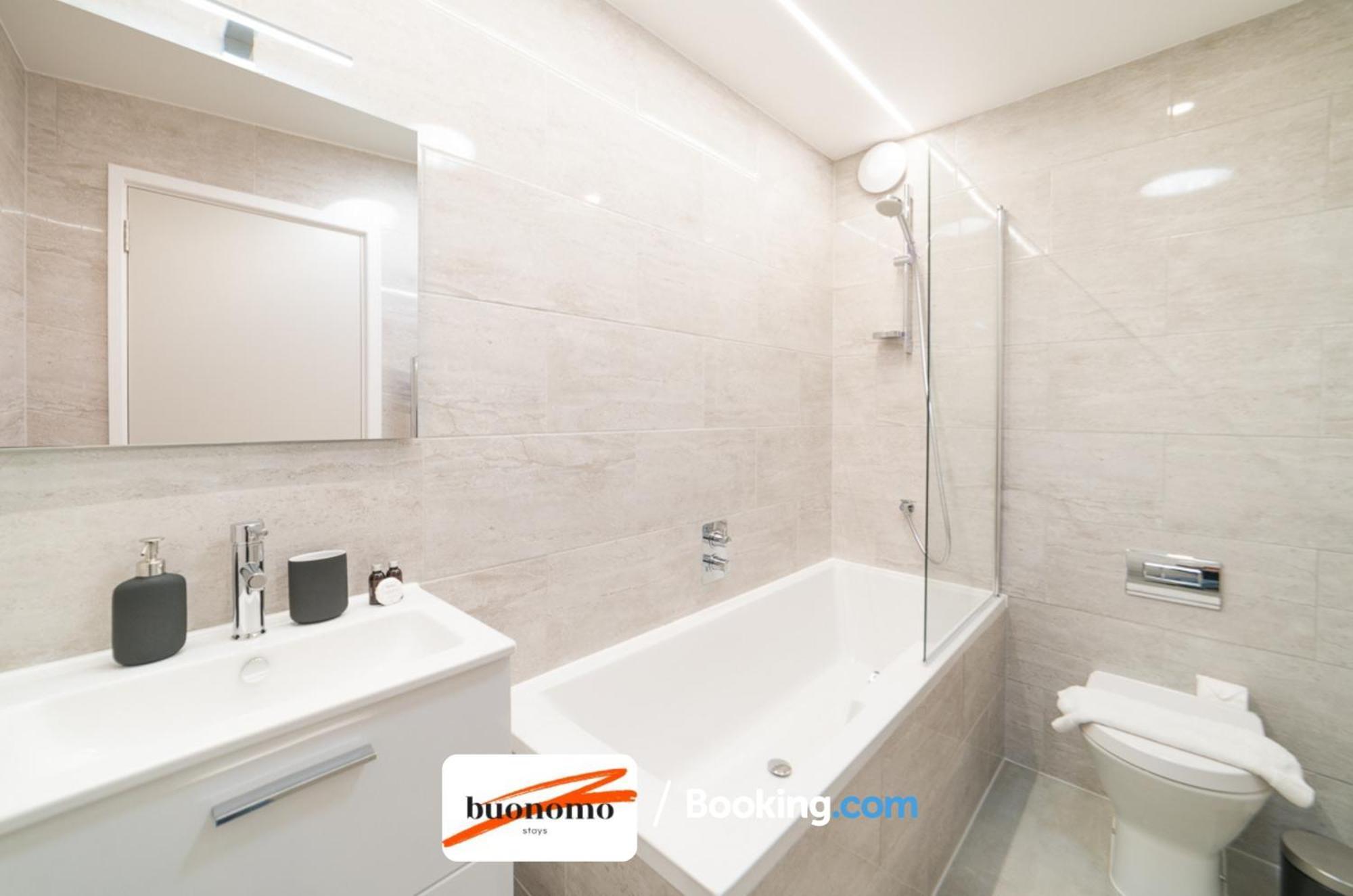 Two Bedroom Apartment At Buonomo Stays Short Lets & Serviced Accommodation London Luaran gambar